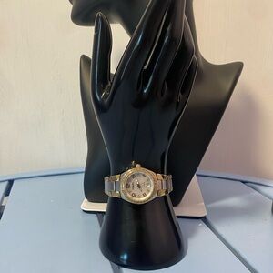 Fossil Womens Watch Two Tone Gold Silver Stainless Steel Crystal Bezel Date